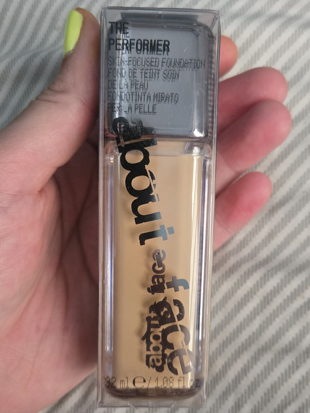 About Face The Performer Skin-Focused Foundation - M1 Warm